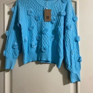 Elegant Blue Floral Long Sleeve Top